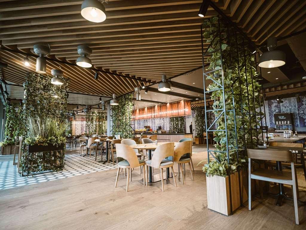 Отель Ibis Styles Sibiu Arsenal Ресторан фото